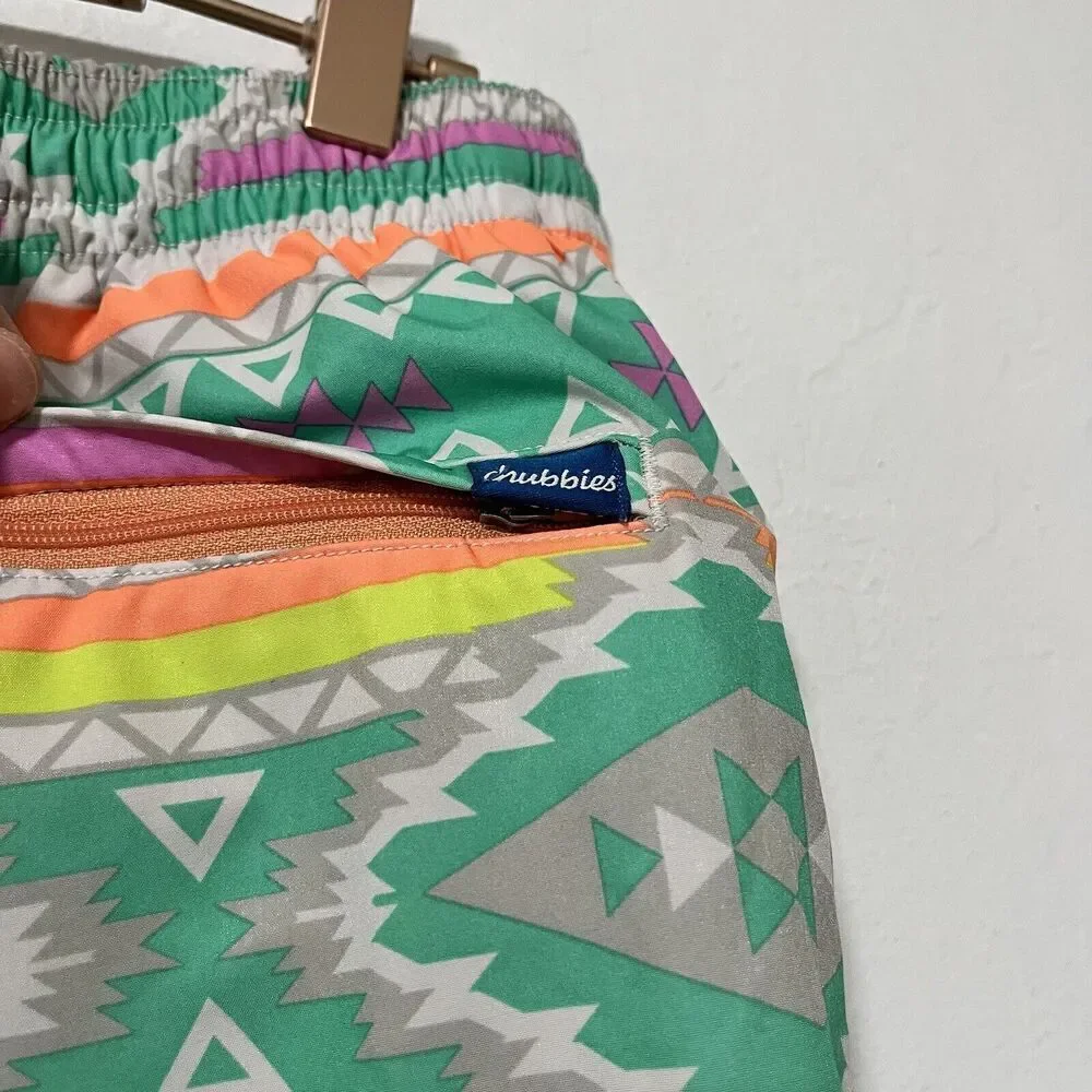 Chubbies En Fuego Aztec 7” Swim Trunks‎ Size M Lined Beach Vacation Men's NWOT